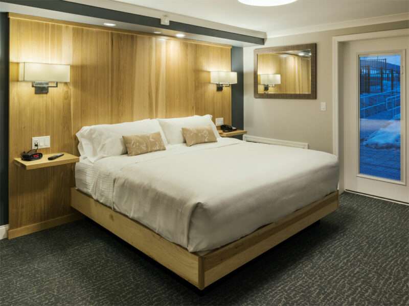 Just steps from the beach, the Beach Level Kings balance modern and rustic features